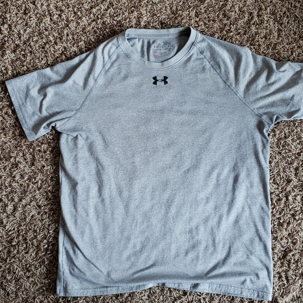 Under Armour Gray Tshirt